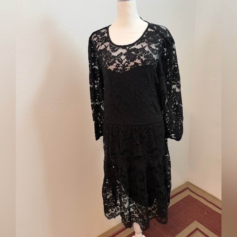 Black Lace Long Sleeve Midi Dress